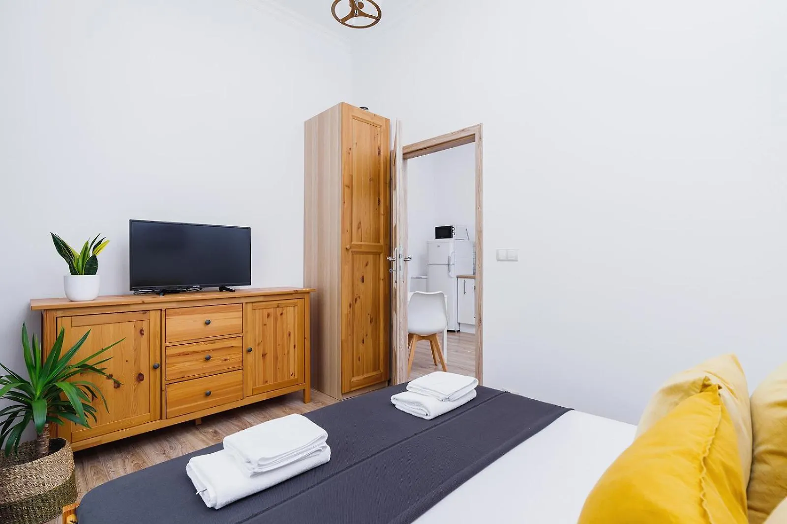 Two-Bedroom Apartment - Old Town Krakow