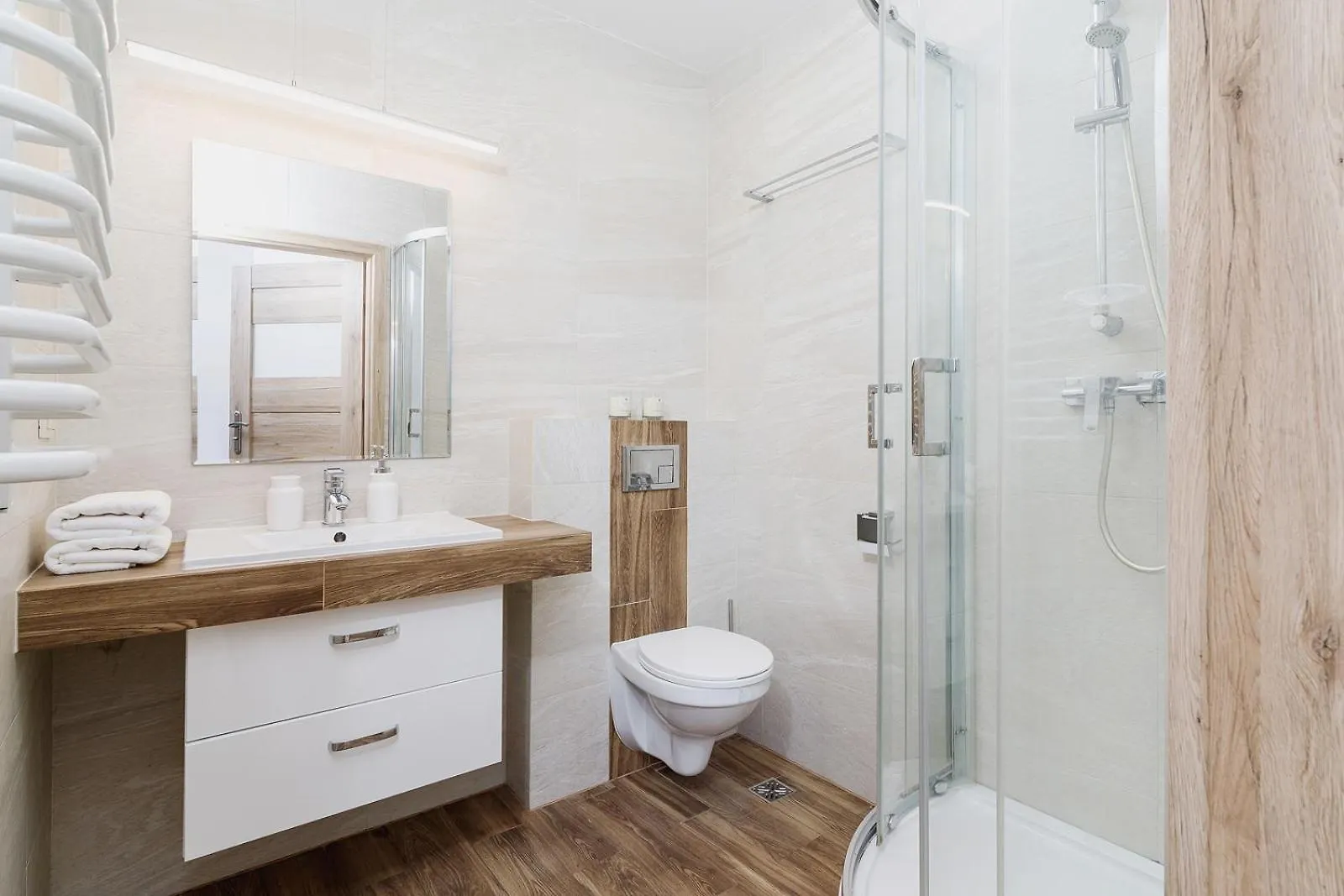 Two-Bedroom Apartment - Old Town Krakow